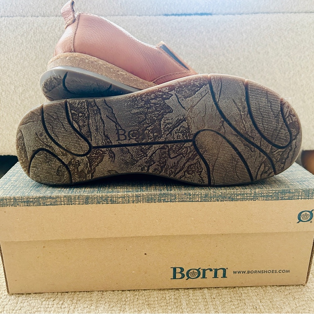 Born Men's Brown Leather Slip-Ons - Picture 3 of 3